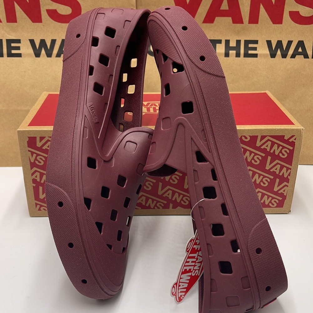 Vans Men’s Slip-On Trk Tawny Port 
VN0A5HF8TWP
Sneakers - Picture 11 of 16